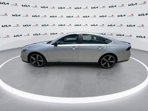 2023 Honda Accord Hybrid Base