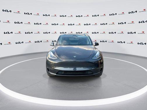 2024 Tesla Model Y Long Range Single Motor Rear-Wheel Drive