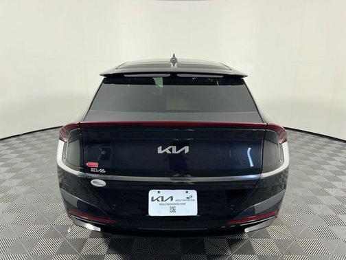 2025 Kia EV6 Wind