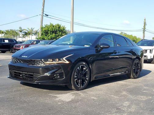 2022 Kia K5 GT-Line