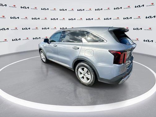 2024 Kia Sorento LX
