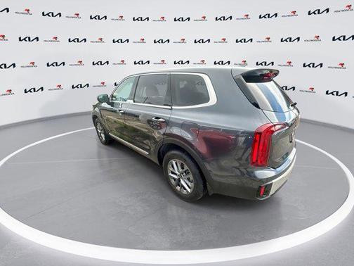 2024 Kia Telluride LX