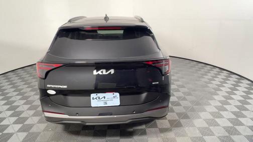 Fusion Black 2026 Kia Sportage Hybrid EX