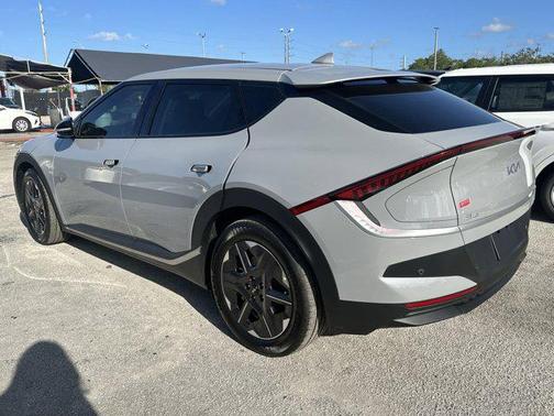 2025 Kia EV6 Light Long Range