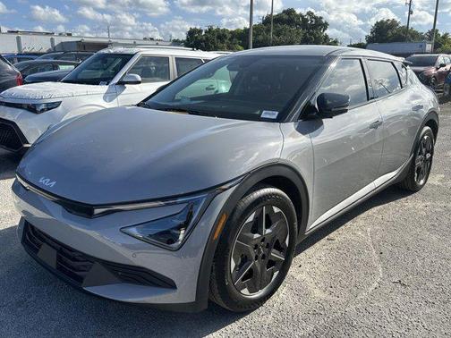 2025 Kia EV6 Light Long Range