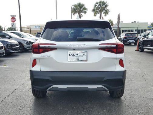 2022 Kia Seltos LX
