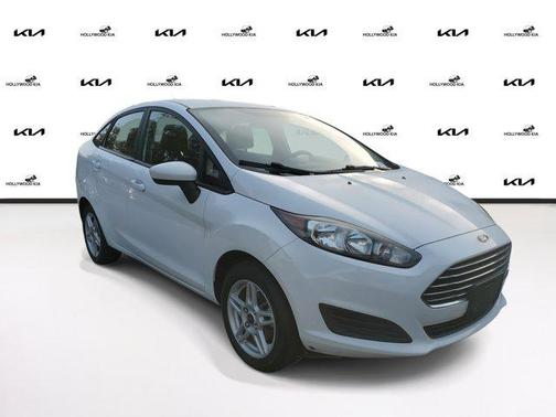 2017 Ford Fiesta SE