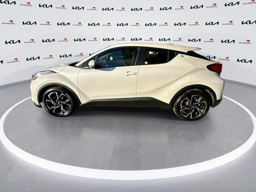 2021 Toyota C-HR XLE