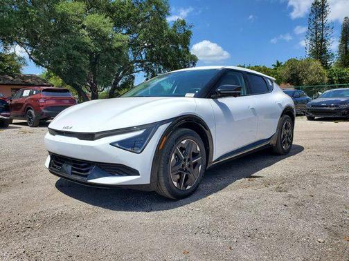 2025 Kia EV6 Light Long Range