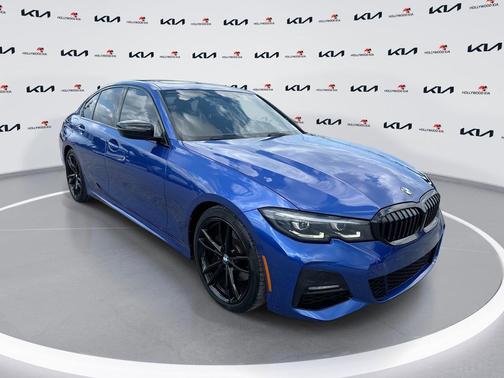 Portimao Blue Metallic 2022 BMW 330 330i