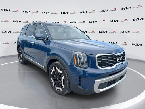 Midnight Lake Blue 2023 Kia Telluride S