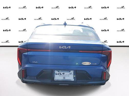2025 Kia K4 GT-Line