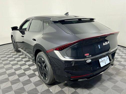 2025 Kia EV6 Wind