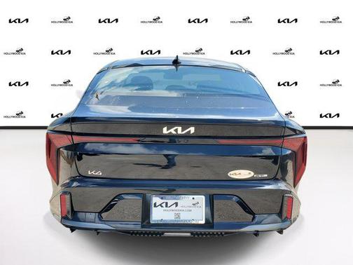 2025 Kia K4 GT-Line Turbo