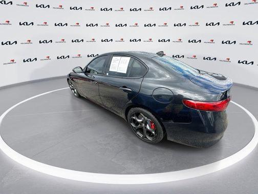2019 Alfa Romeo Giulia Ti