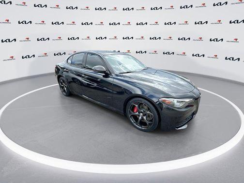 2019 Alfa Romeo Giulia Ti