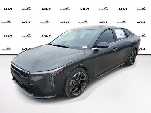 2025 Kia K4 GT-Line
