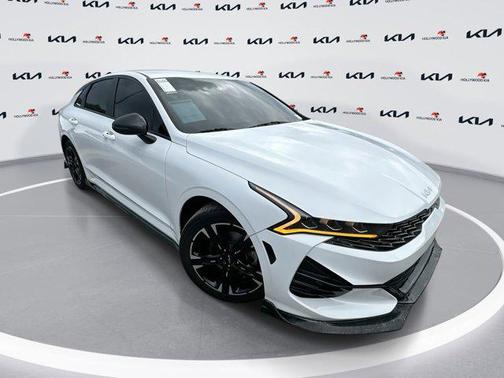 2024 Kia K5 GT-Line