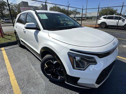 2023 Kia Niro EV Wind