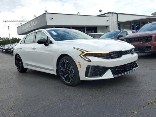 2025 Kia K5 GT-Line