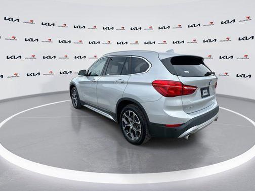 Glacier Silver Metallic 2020 BMW X1 sDrive28i