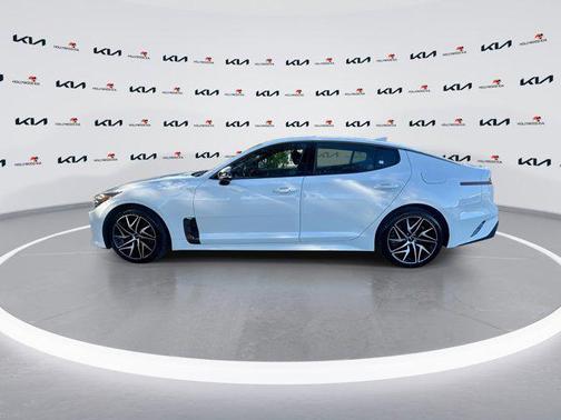 2022 Kia Stinger GT-Line