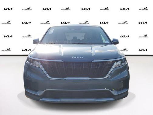 2024 Kia Carnival EX