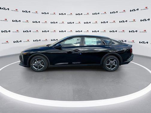 Aurora Black Pearl 2026 Kia K4 LXS