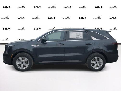 2025 Kia Sorento LX