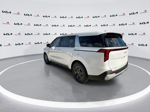 Snow White Pearl 2026 Kia Carnival LX