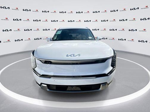 2026 Kia EV9 Land