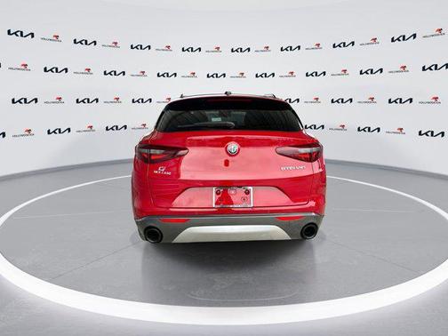 2022 Alfa Romeo Stelvio Ti