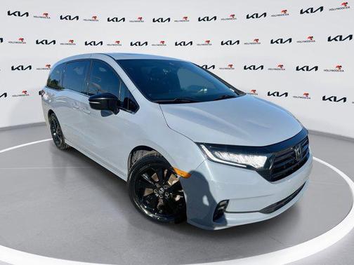 Black Sapphire 2023 Honda Odyssey Sport