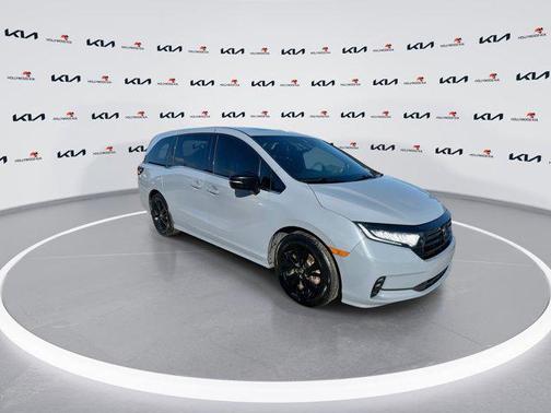 Black Sapphire 2023 Honda Odyssey Sport
