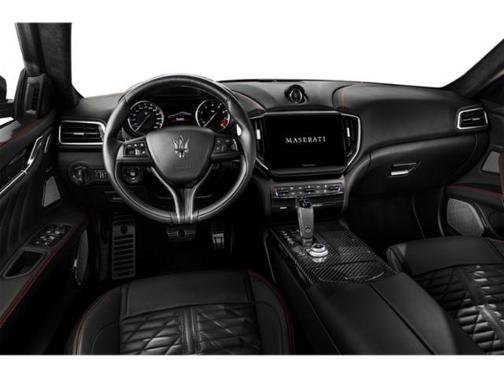 Bianco 2021 Maserati Ghibli S