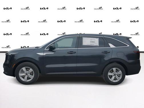 2025 Kia Sorento LX