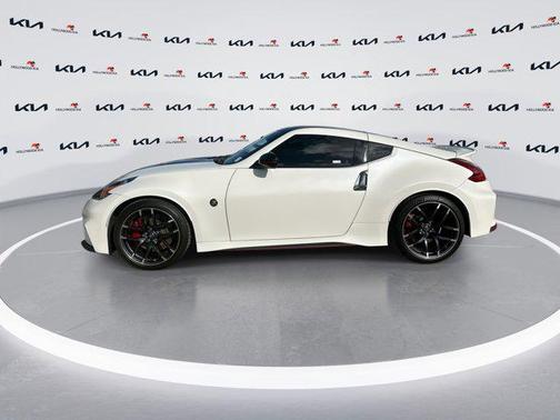 Pearl White 2019 Nissan 370Z NISMO