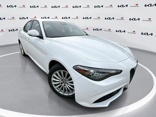 2022 Alfa Romeo Giulia Sprint