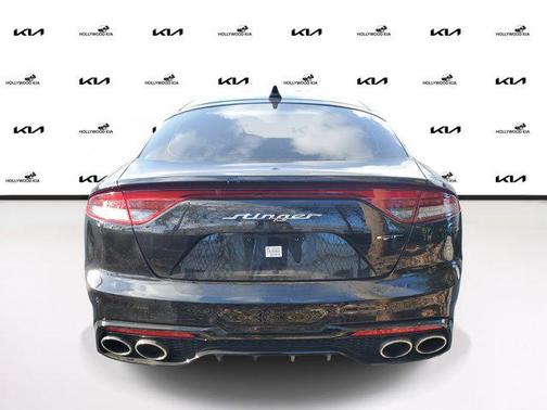 2022 Kia Stinger GT1