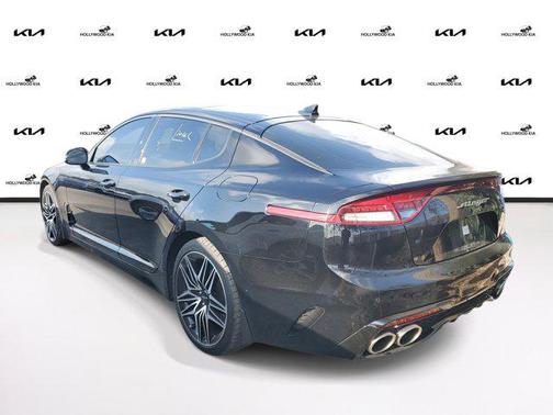 2022 Kia Stinger GT1