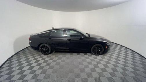 Aurora Black Pearl 2026 Kia K5 GT-Line FWD