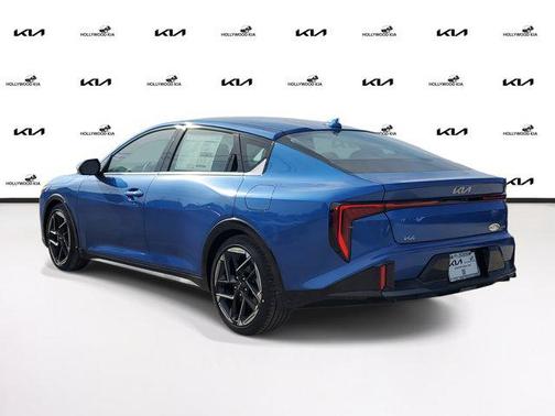 2025 Kia K4 GT-Line