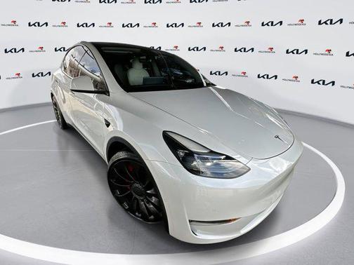 2022 Tesla Model Y Performance Dual Motor All-Wheel Drive