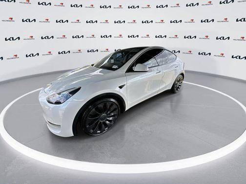 2022 Tesla Model Y Performance Dual Motor All-Wheel Drive