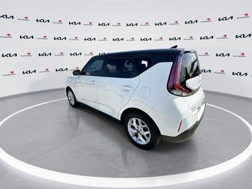 2024 Kia Soul S