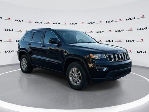 2020 Jeep Grand Cherokee Laredo