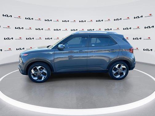 2024 Hyundai VENUE SEL