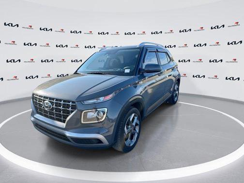 2024 Hyundai VENUE SEL