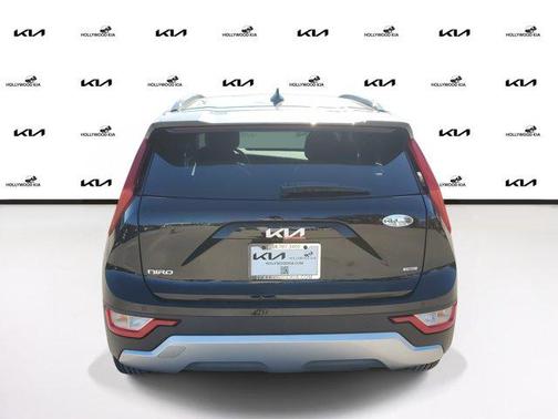 2025 Kia Niro EX