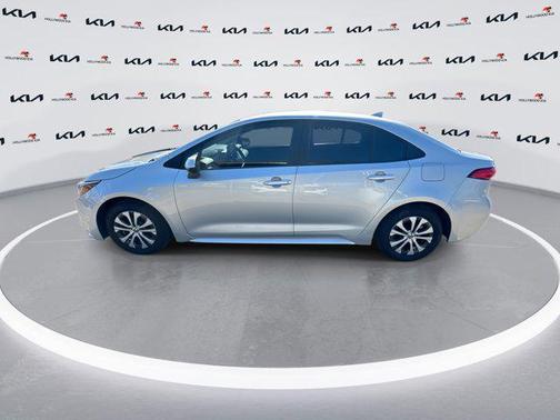 2022 Toyota Corolla Hybrid LE